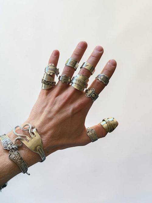 Mystery ring