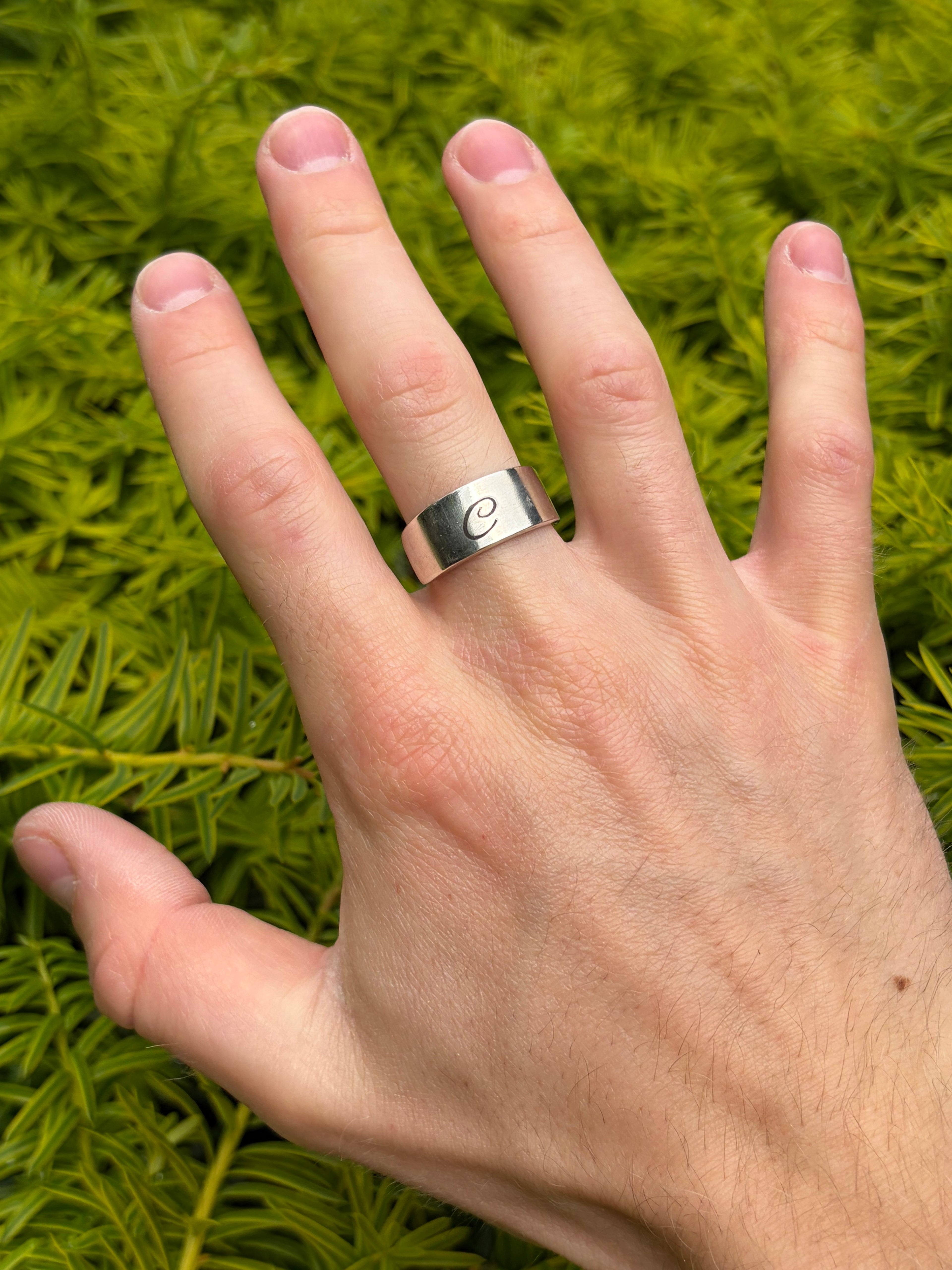Gegraveerde ring C