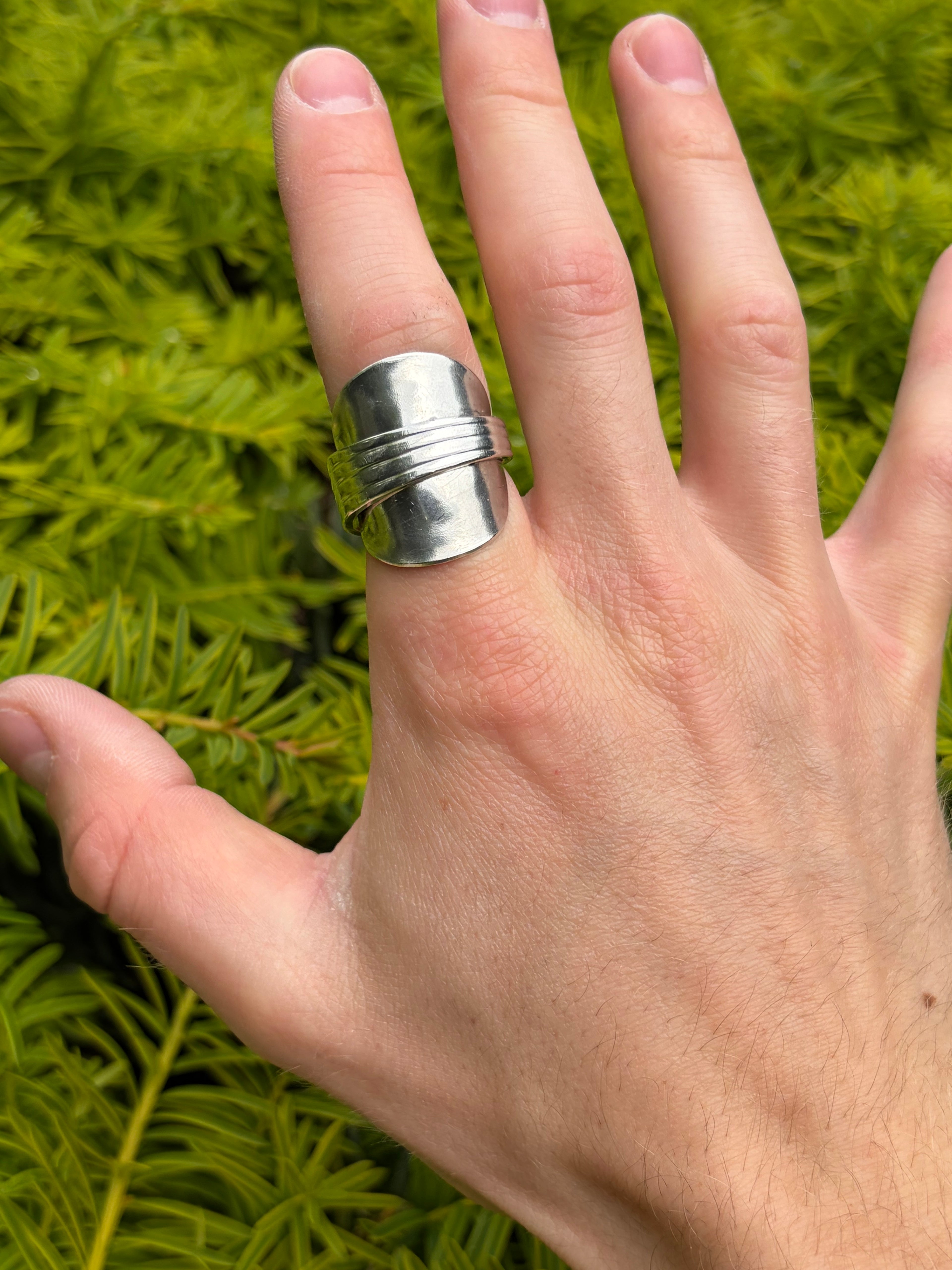 Verzilverde saddle ring