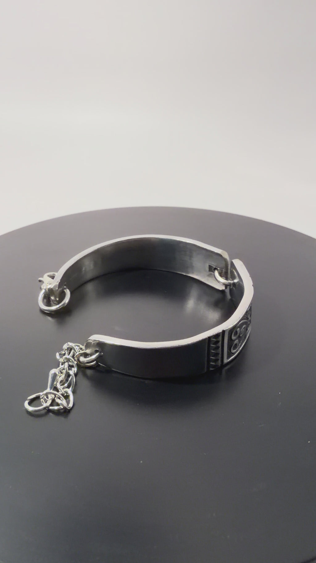 Stainless Vintage armband