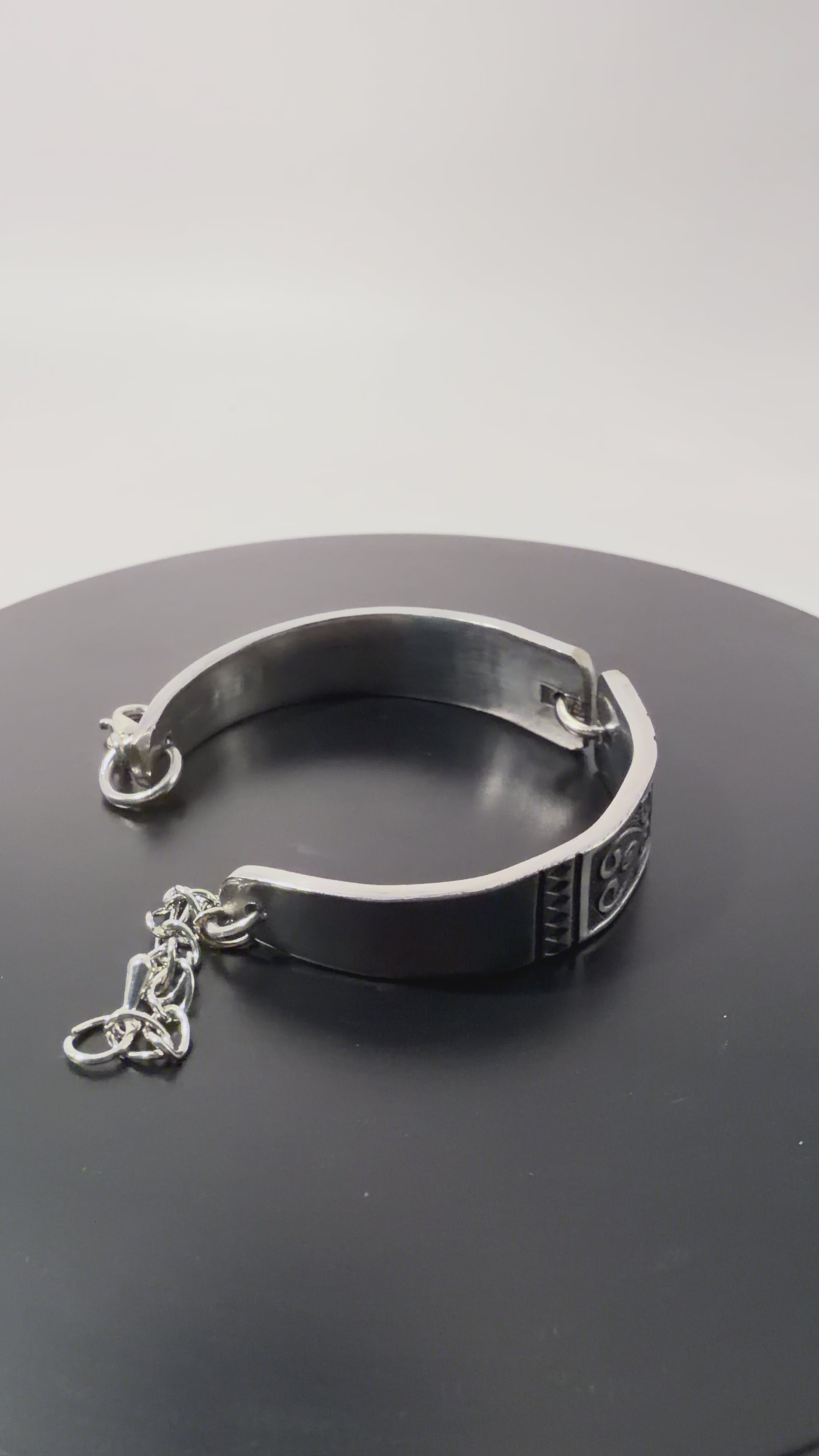Stainless Vintage armband