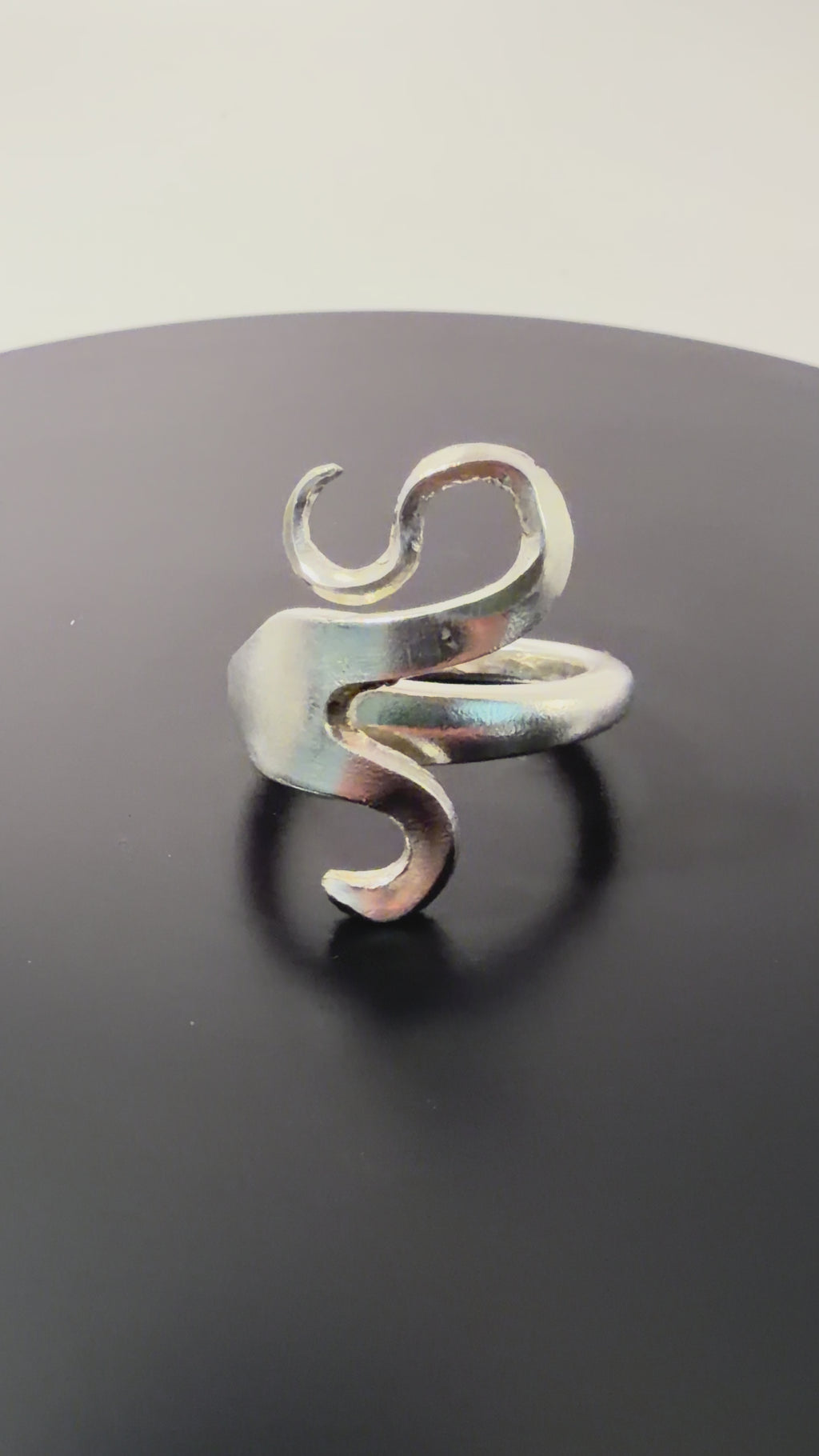 Verzilverde vintage vork-ring